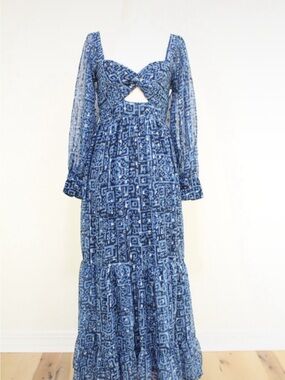 Long Sleeve Navy Blue Design Cutout Maxi Dress